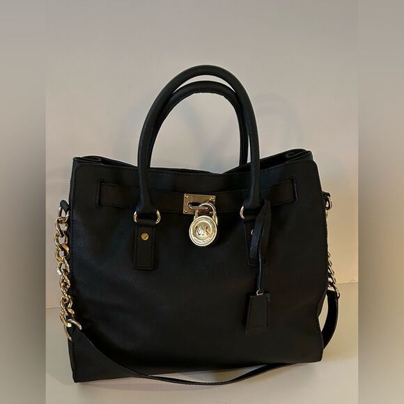 Michael Kors Black Hamilton bag lock and key should bag - Picture 9 of 9